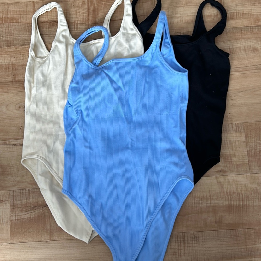 Bodysuits Large Never Worn!